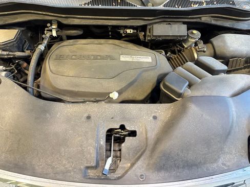 Used 2017 Honda Pilot Touring image 27