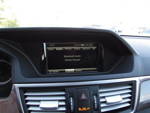 Used 2013 Mercedes-Benz E 350 4MATIC Wagon image 17