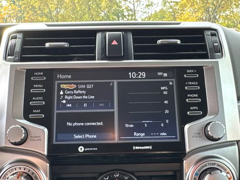 Used 2024 Toyota 4Runner SR5 image 11