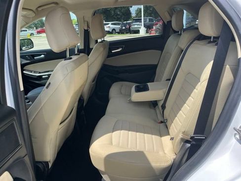 Used 2023 Ford Edge SE AWD/4WD image 26