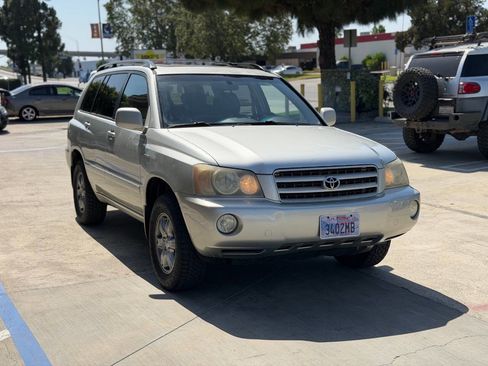 Used 2003 Toyota Highlander Limited AWD/4WD image 4