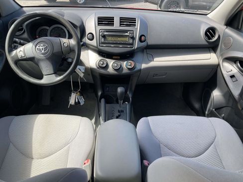 Used 2012 Toyota RAV4 FWD image 10