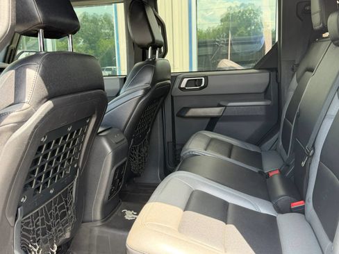 Used 2021 Ford Bronco Black Diamond AWD/4WD image 9