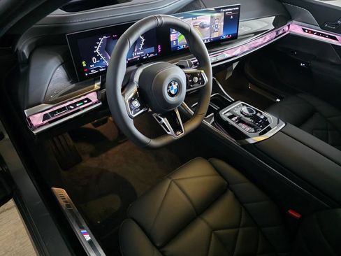 New 2026 BMW 740i xDrive AWD/4WD image 8