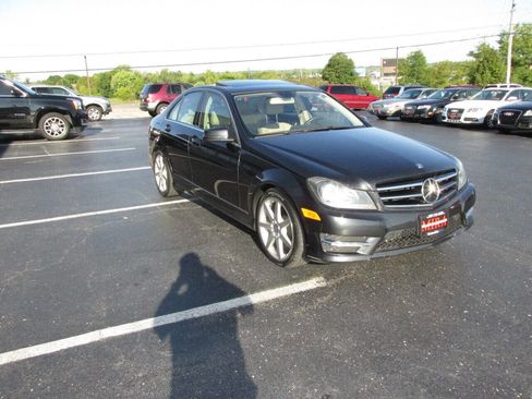 Used 2014 Mercedes-Benz C 300 4MATIC Sedan image 6