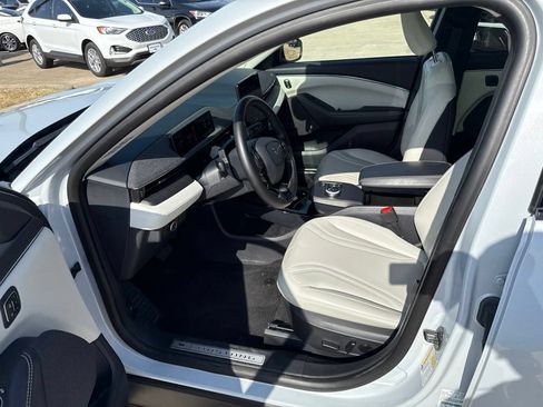 Used 2023 Ford Mustang Mach-E Premium RWD image 20