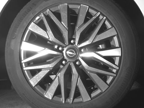 Used 2025 Nissan Altima 2.5 SV image 13