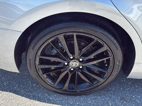 Used 2023 Toyota Camry XSE image 11