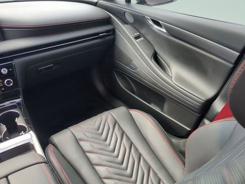 Used 2025 Genesis G80 2.5T Sport Prestige AWD/4WD image 17
