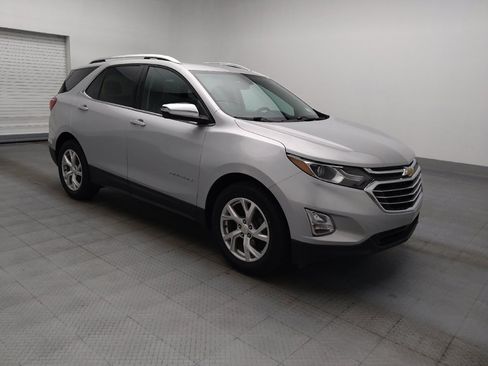 Used 2018 Chevrolet Equinox Premier FWD image 11