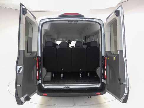 Used 2023 Ford Transit 350 XLT RWD image 10