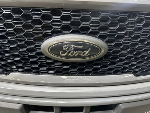 Used 2020 Ford F150 XLT w/ Equipment Group 302A Luxury image 9
