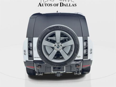 Used 2023 Land Rover Defender 110 V8 image 11