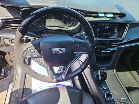 Used 2020 Cadillac XT6 Sport AWD/4WD image 13