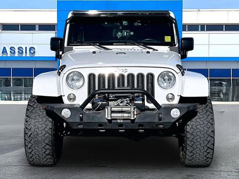 Used 2015 Jeep Wrangler Unlimited Sahara w/ Connectivity Group image 2