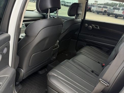 Used 2025 Genesis GV80 2.5T Advanced AWD/4WD image 9
