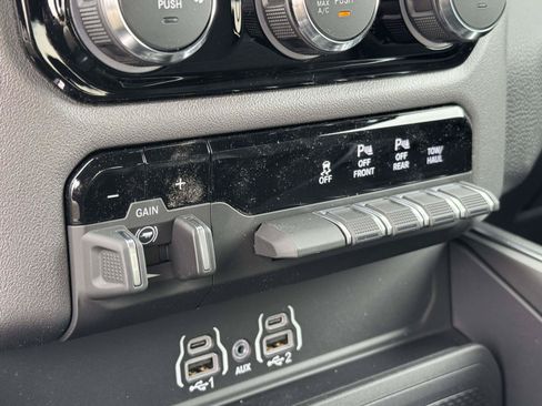 New 2026 RAM 1500 Big Horn AWD/4WD image 6