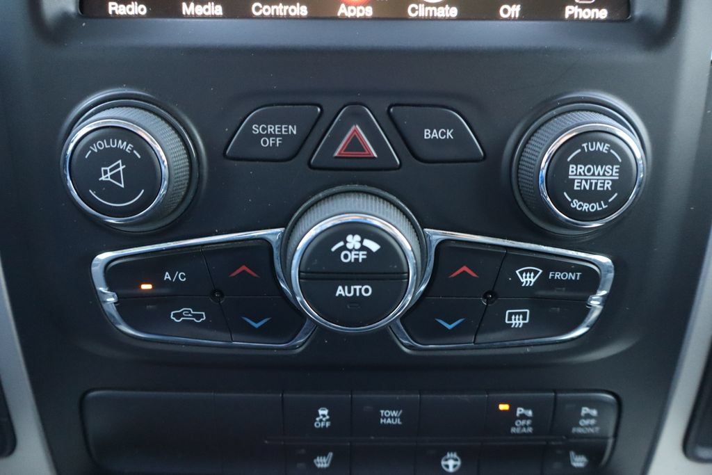 Used 2017 RAM 1500 Big Horn AWD/4WD image 13