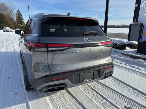 Used 2023 INFINITI QX60 Luxe image 8