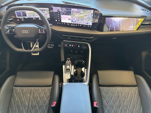 New 2026 Audi SQ5 Prestige AWD/4WD image 10