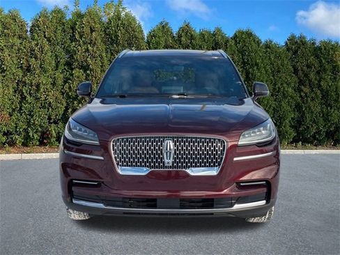 Used 2022 Lincoln Aviator Reserve w/ Elements Package Plus image 2