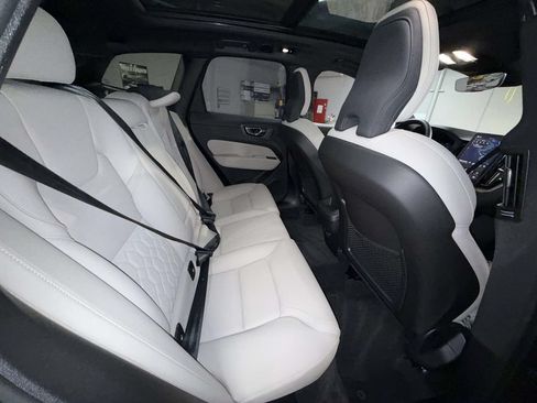 Used 2026 Volvo XC60 B5 Plus w/ Protection Package Premier AWD/4WD image 16