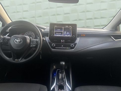 Used 2021 Toyota Corolla LE image 20