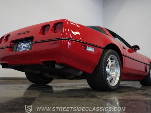 Used 1990 Chevrolet Corvette ZR-1 RWD image 31