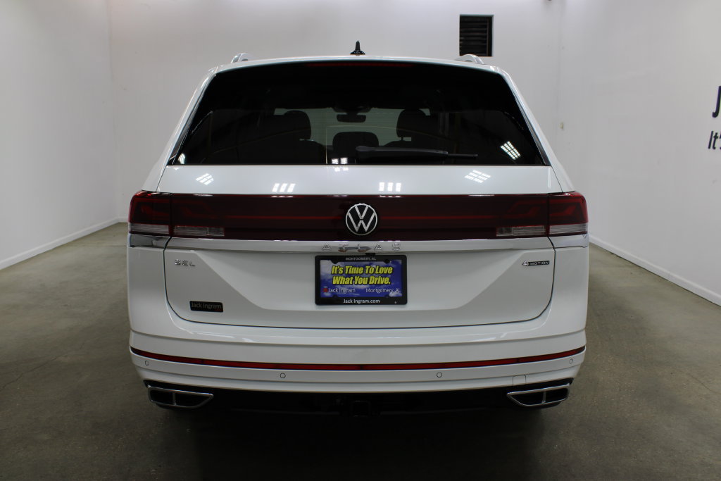Used 2025 Volkswagen Atlas SEL Premium R-Line AWD/4WD image 4