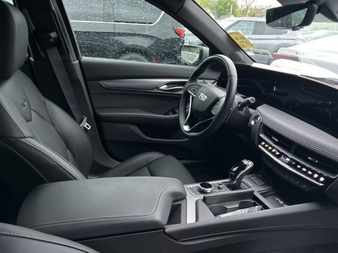Used 2025 Cadillac CT5 Premium Luxury w/ Technology Package AWD/4WD image 9