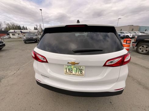 Used 2021 Chevrolet Equinox LS w/ LS Convenience Package FWD image 25