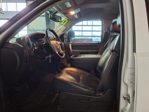 Used 2012 GMC Sierra 2500 SLE w/ SLE Preferred Package image 17