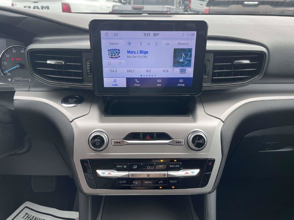 Certified 2022 Ford Explorer XLT RWD image 21