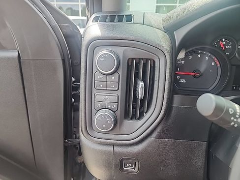Used 2019 Chevrolet Silverado 1500 Custom Trail Boss w/ Infotainment Package AWD/4WD image 6