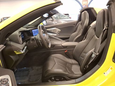 Certified 2023 Chevrolet Corvette Stingray Preferred Conv w/ 2LT RWD image 12