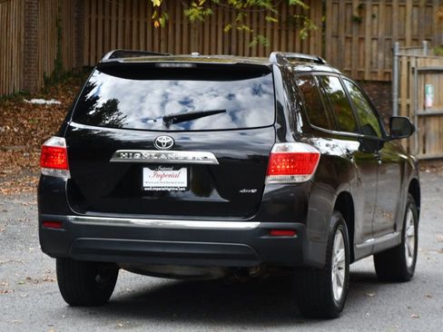 Used 2013 Toyota Highlander SE image 11