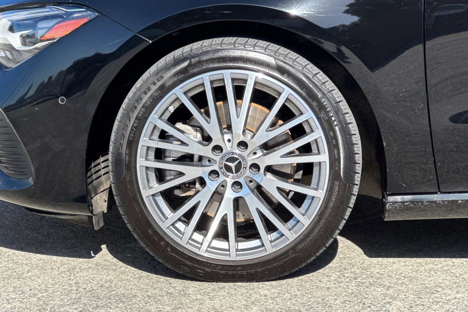 Used 2025 Mercedes-Benz CLA 250 image 35