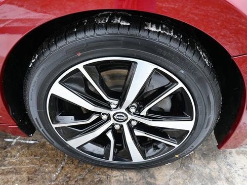 Used 2023 Nissan Maxima SL image 11