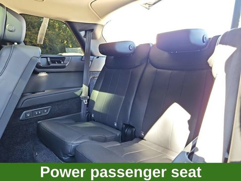 Used 2023 Land Rover Range Rover Long Wheelbase SE AWD/4WD image 33