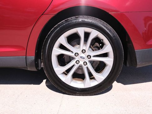 Used 2013 Ford Taurus SEL AWD/4WD image 14