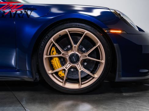 Used 2022 Porsche 911 GT3 RWD image 16