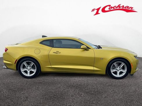 Used 2024 Chevrolet Camaro LT image 8