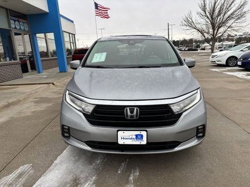 Certified 2021 Honda Odyssey EX-L image 2