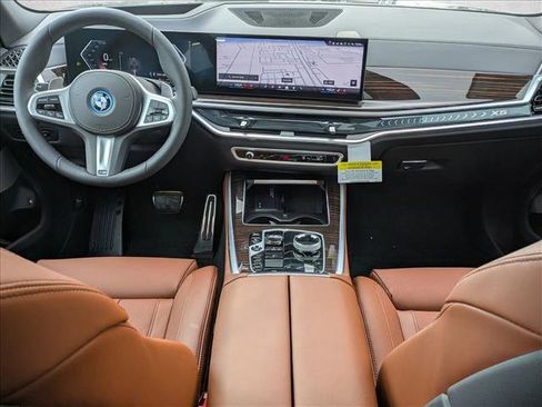 New 2026 BMW X5 xDrive50e image 16