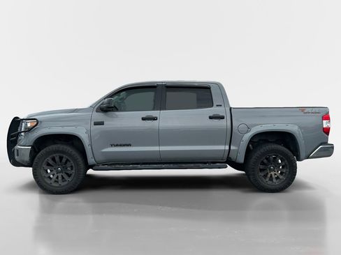 Used 2019 Toyota Tundra SR5 w/ SR5 Upgrade Package AWD/4WD image 2