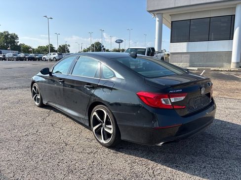 Used 2018 Honda Accord Sport image 5
