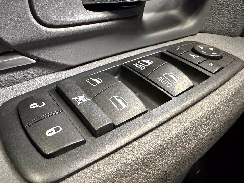 Used 2017 RAM 1500 Big Horn AWD/4WD image 19
