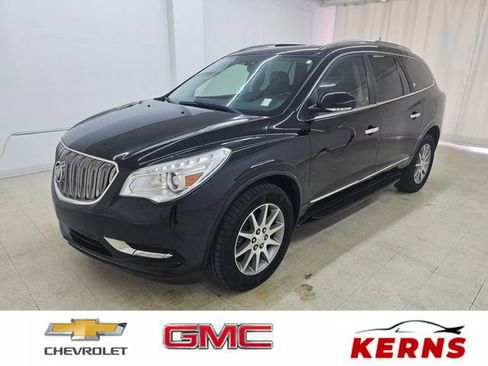 Used 2017 Buick Enclave Leather FWD image 1
