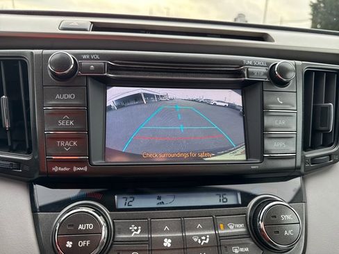 Used 2013 Toyota RAV4 XLE image 26