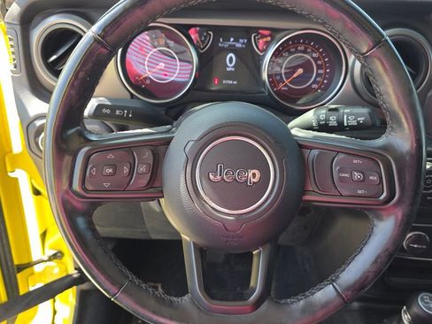 Used 2022 Jeep Wrangler Unlimited Sport AWD/4WD image 14